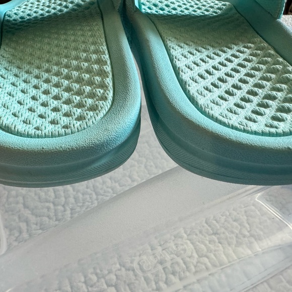 APL Womens slides size 6 VGUC - Picture 2 of 6